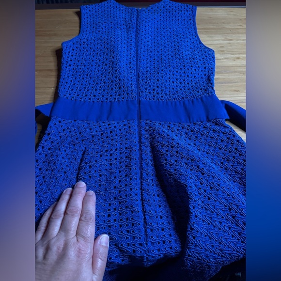 EUC Pinko- Laser Cut Midi Dress. Size US 0 - Picture 13 of 16